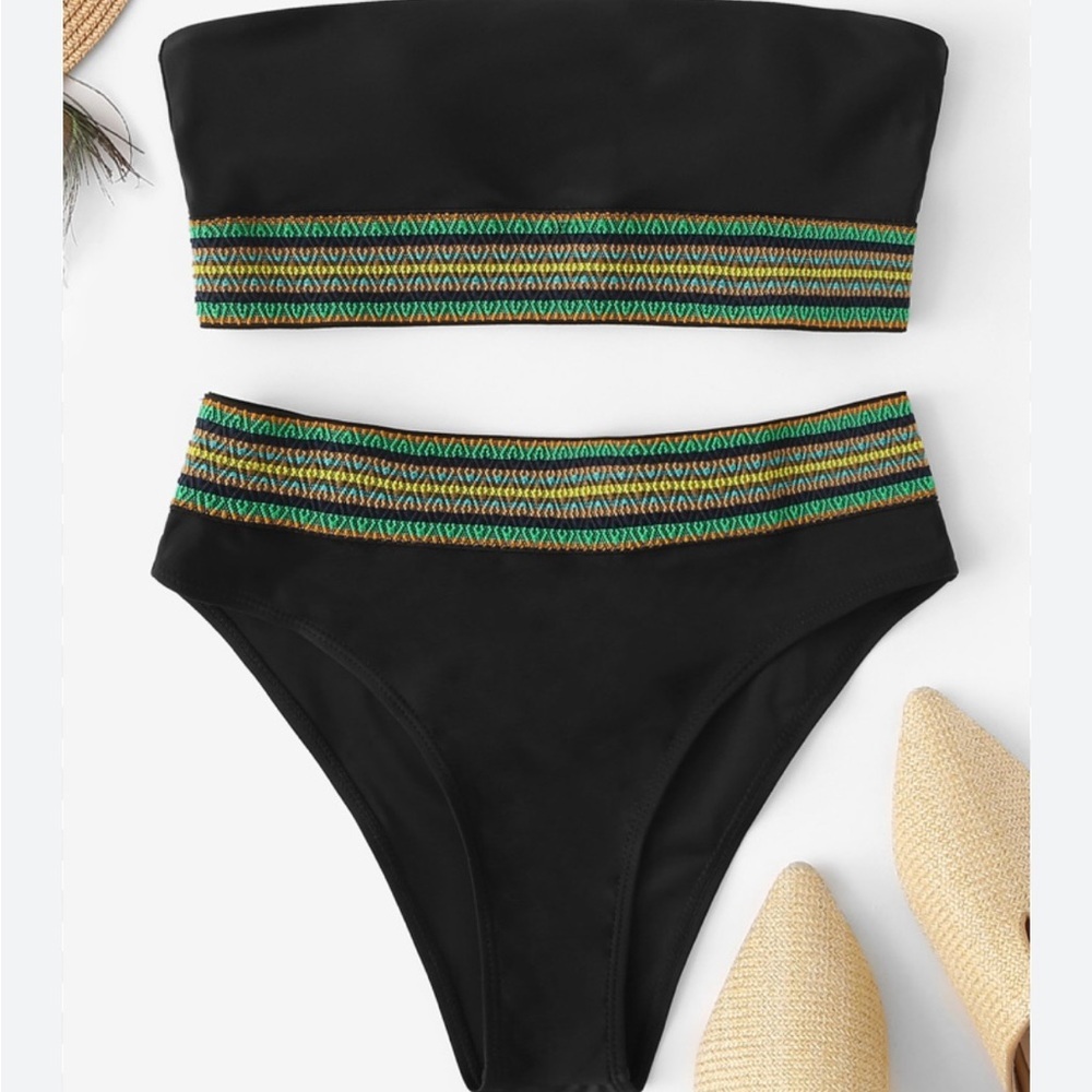 ❤️2/$15 or 3/$21❤️ NWOT SHEIN Striped Trim Bandeau Bikini, Size 1XL